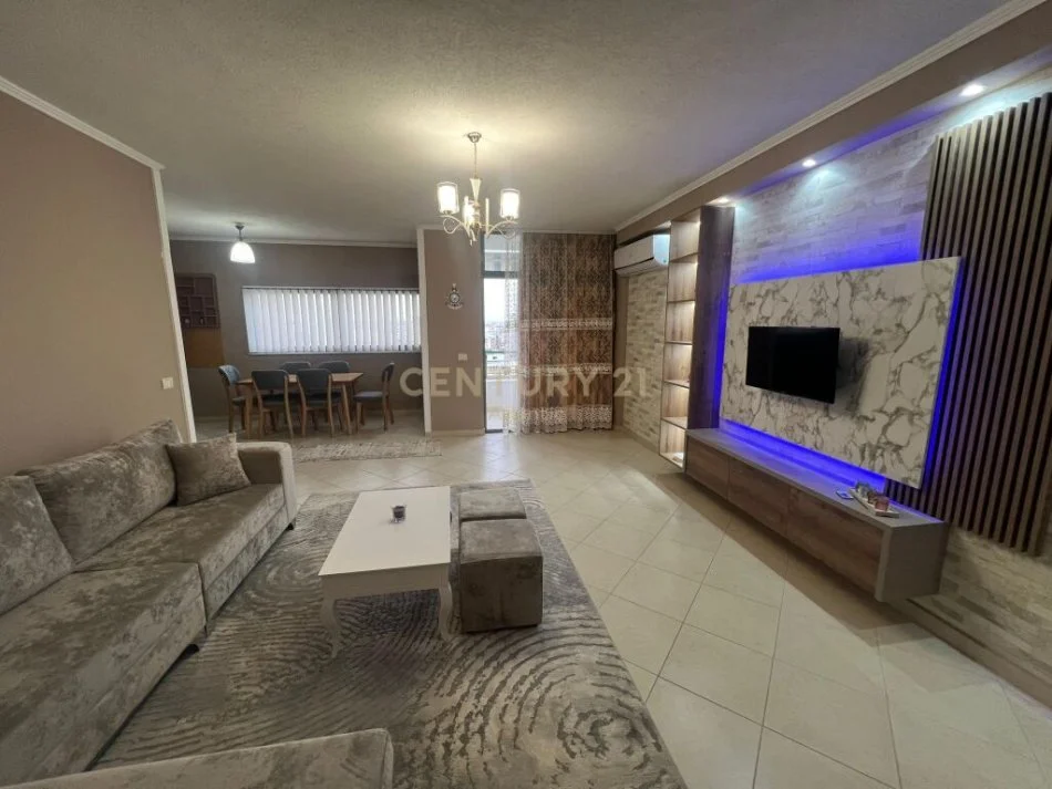Durres, shitet apartament 2+1+Ballkon Kati 13, 102 m² (Vollga. Durres)