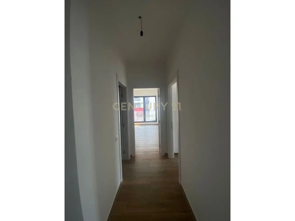 Tirane, shes apartament 2+1 Kati 8, 111 m² 183.150 € 