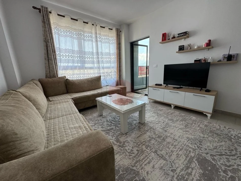 Tirane, shes apartament 2+1 Kati 7, 104 m² 94.000 € (Rrethrrotullimi i Ullirit)