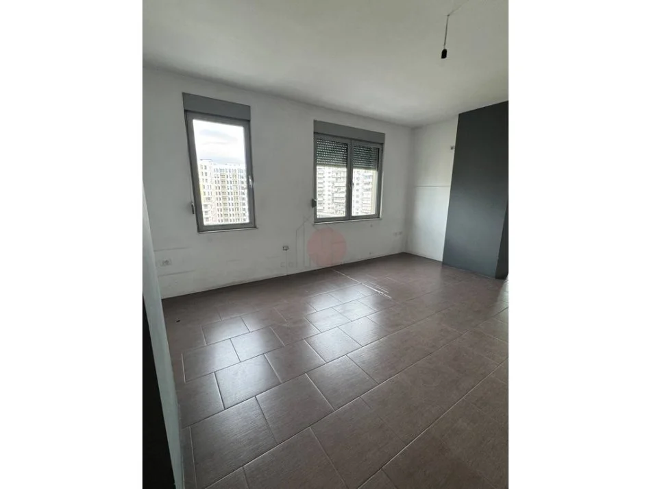 Tirane, jap me qera apartament 2+1 Kati 6, 98 m² 750 € (Zogu i zi)