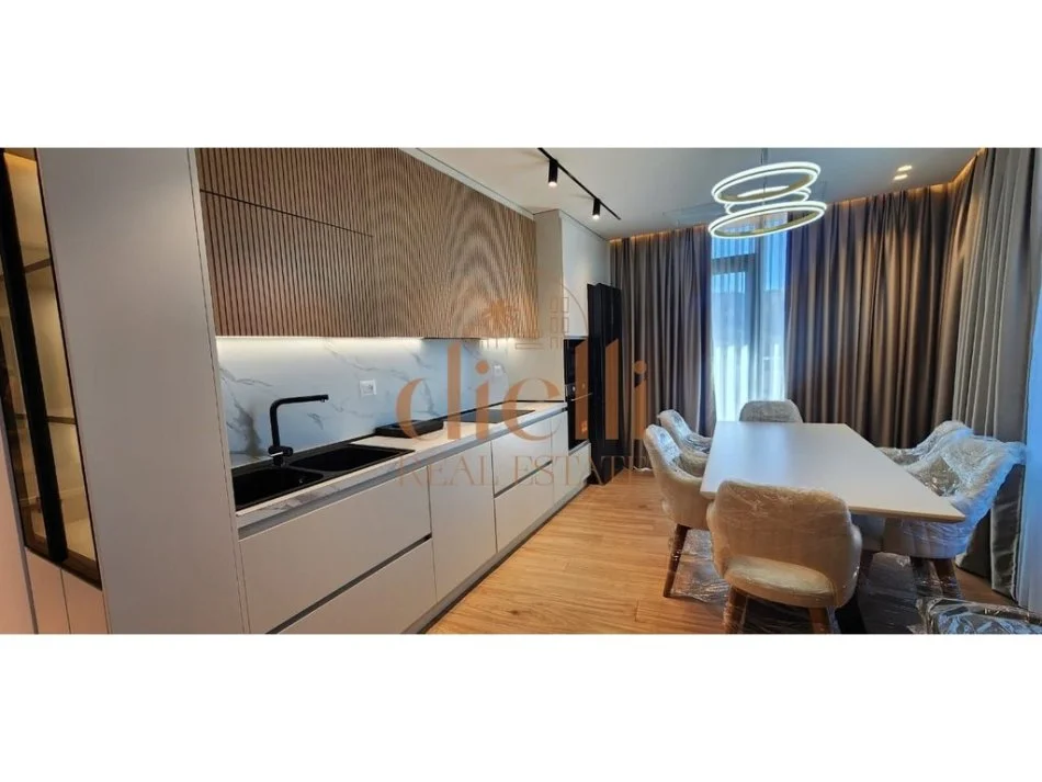 Tirane, shitet apartament 2+1 Kati 11, (lake view)