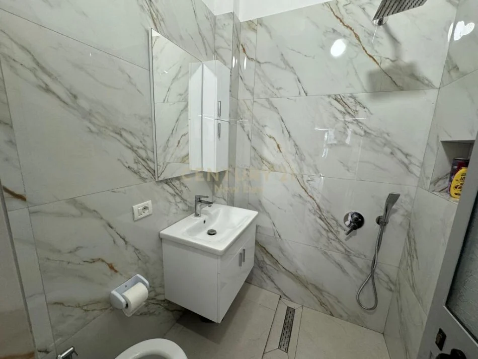 Durres, shitet apartament 1+1 Kati 1, 33 m² 70.000 € 