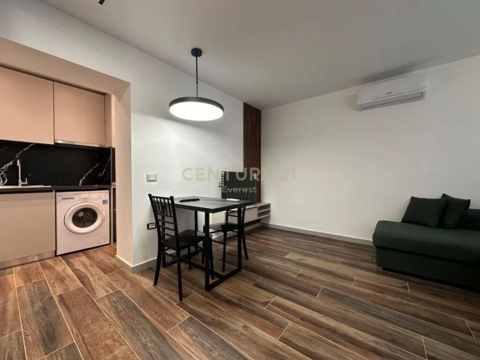 Tirane, shitet apartament 1+1 Kati 1, 59 m² 118.000 € (brryl)