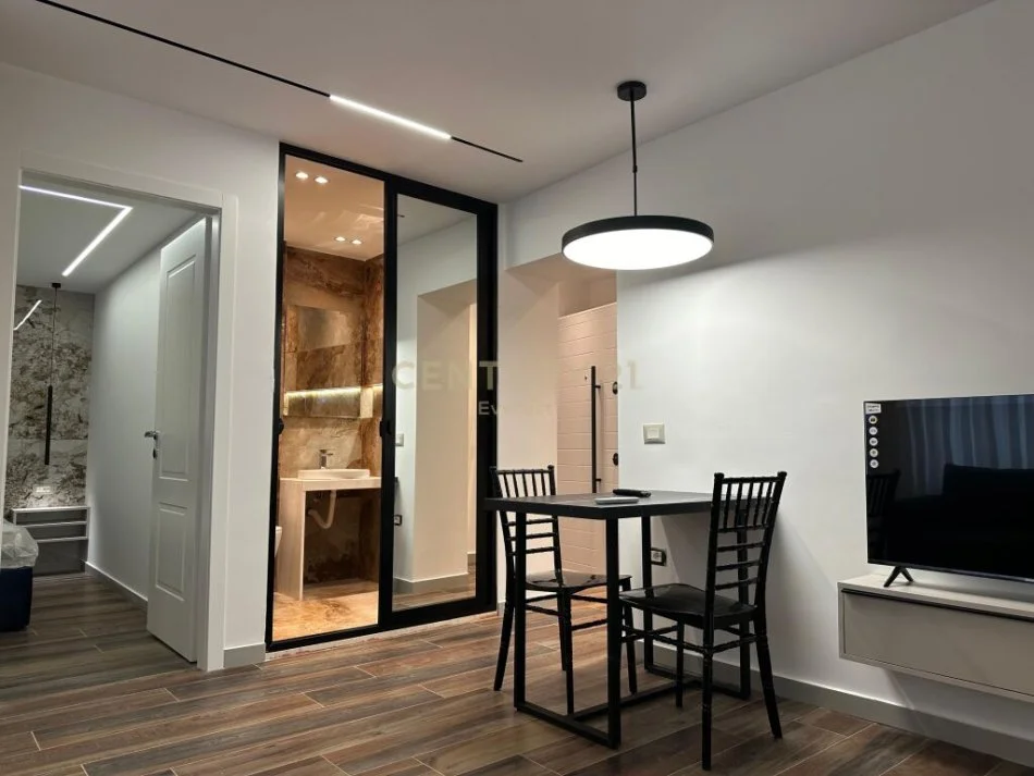 Tirane, shitet apartament 1+1 Kati 1, 59 m² 118.000 € (brryl)