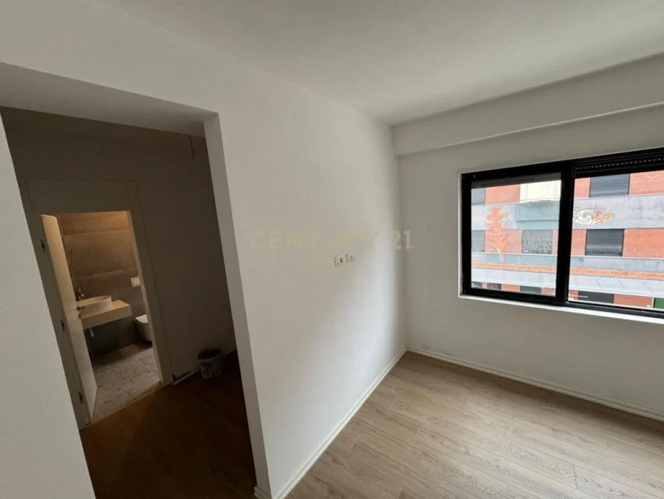 shitet 2+1 Kati 3, 112 m² 180.000 € (kodra e diellit)