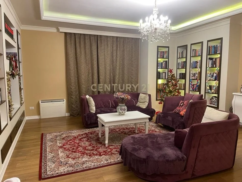 Tirane, jepet me qera apartament 2+1 Kati 3, 110 m² 1.000 € (liqen i thate)