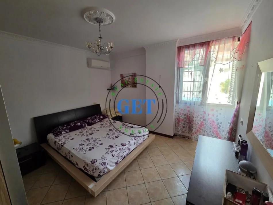 Durres, shitet apartament 3+1+Ballkon Kati 2, 144 m² 320.000 € (Vollga)