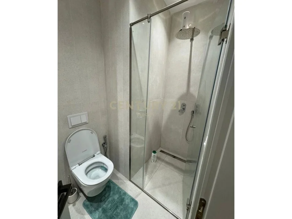 Tirane, shitet apartament 2+1 Kati 16, 124 m² 350.000 € (Rruga e Kavajes)