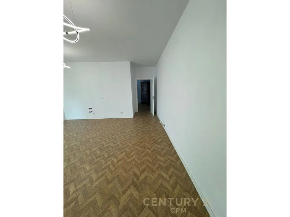 Tirane, jepet me qera apartament Kati 3, 99 m² 180.000 € (kodra e diellit)