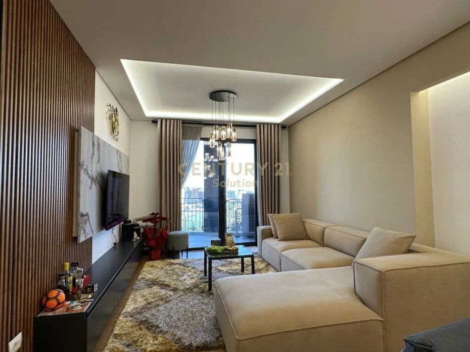Tirane, jepet me qera apartament 2+1 Kati 4, 81 m² 800 € (garda)