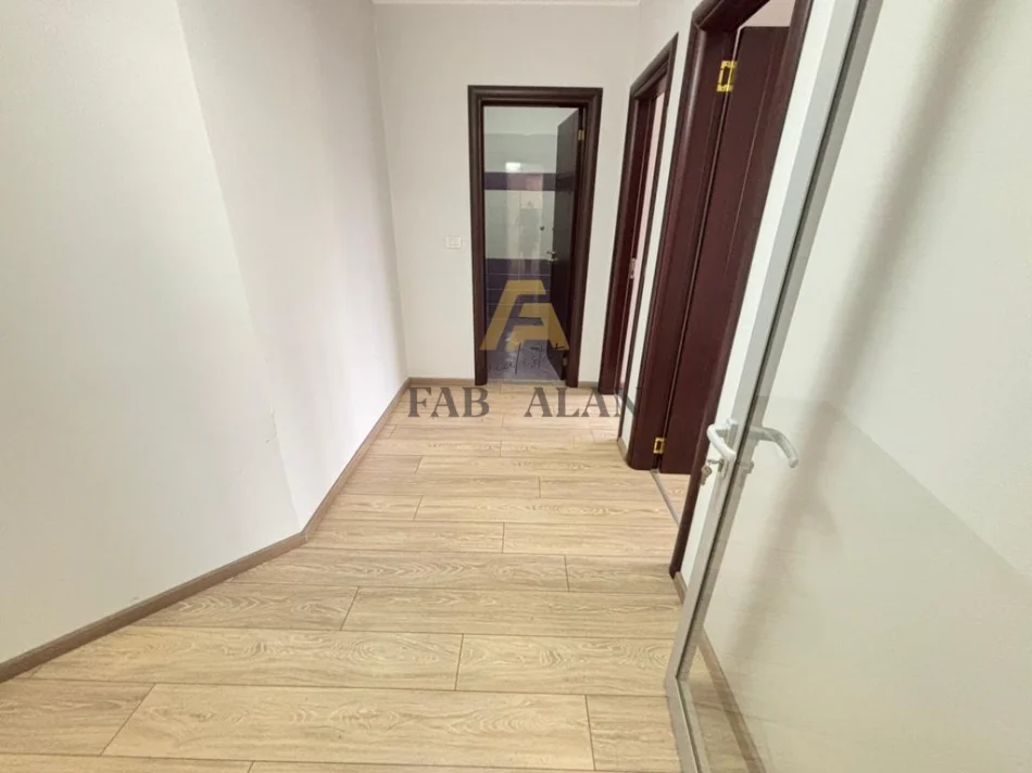 Tirane, shitet apartament 2+1 Kati 3, 103 m² 258.000 € (Muhamed Gjollesha)
