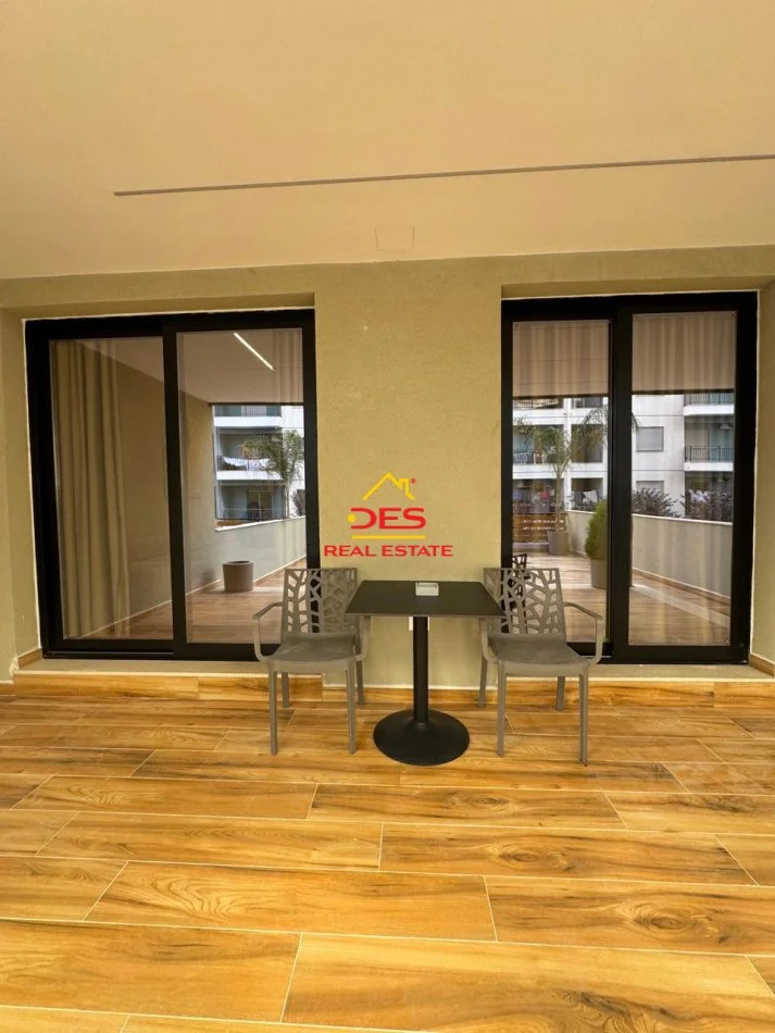 Vlore, jepet me qera apartament 1+1+Ballkon Kati 2, 80 m² 550 € (Rruga Çajupi)