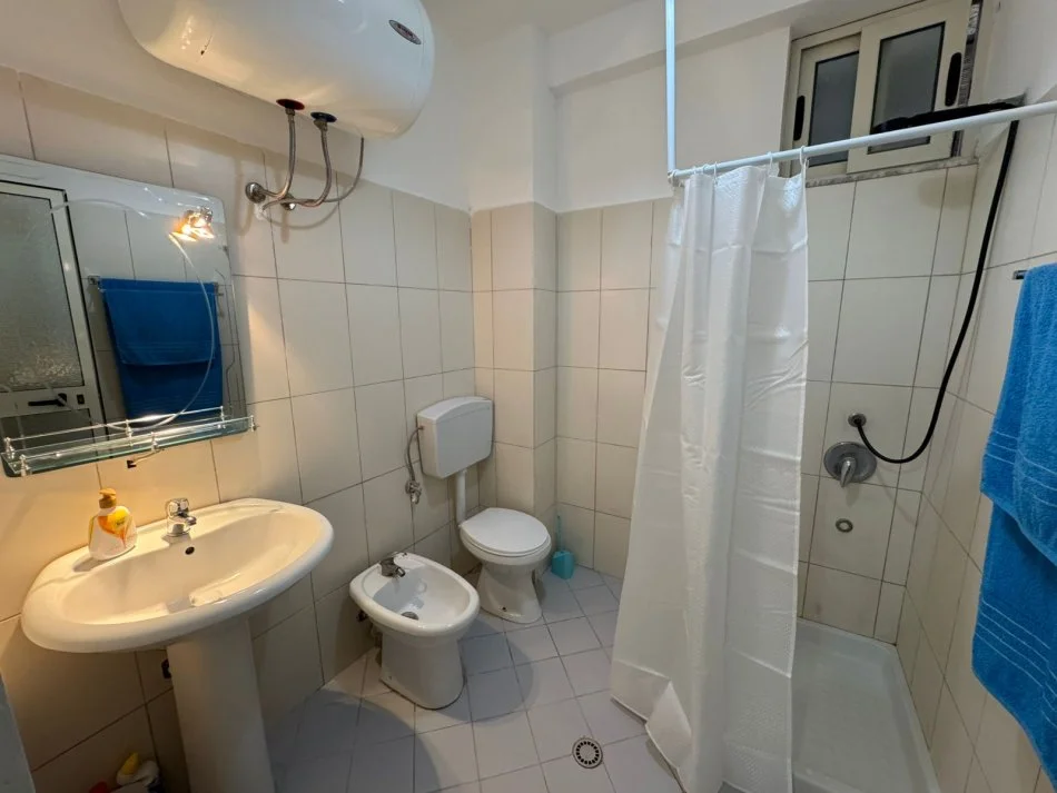 Durres, shitet apartament 1+1+Ballkon Kati 9, 75 m² 93.000 € 