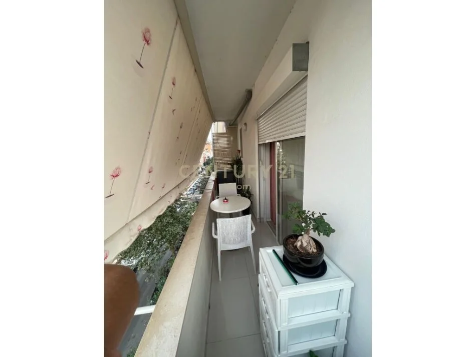 Tirane, shitet apartament 1+1 Kati 5, 68 m² 110.000 € (ish parku)