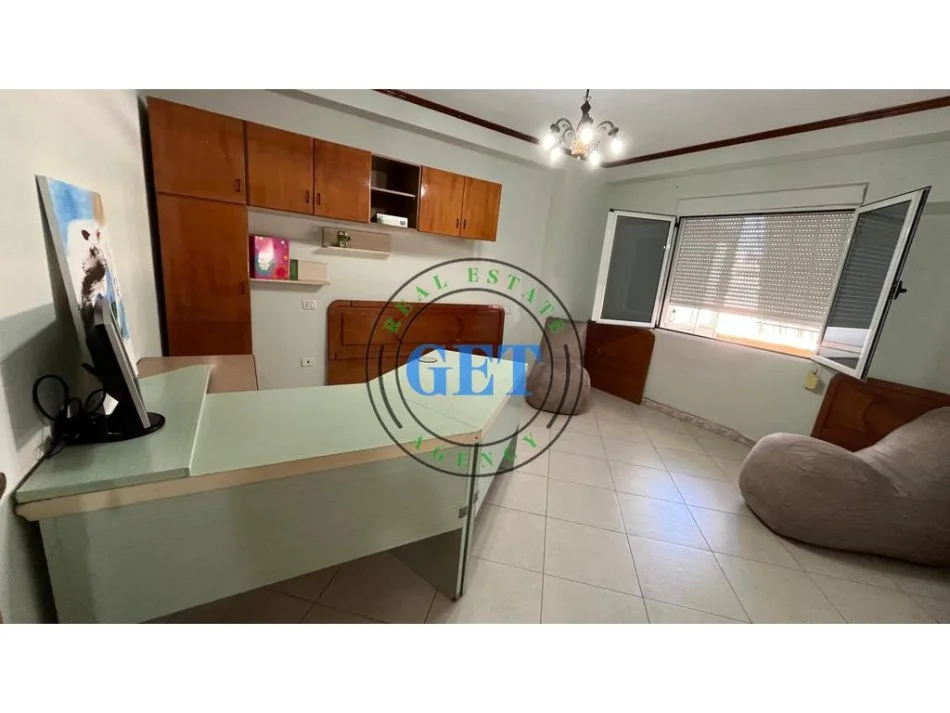 Durres, jepet me qera apartament 2+1 Kati 11, 85 m² 350 € (Ish-Urt, Durres!)