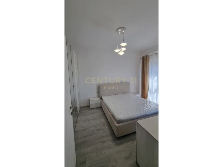 Tirane, jepet me qera apartament 1+1 Kati 3, 78 m² 600 € 