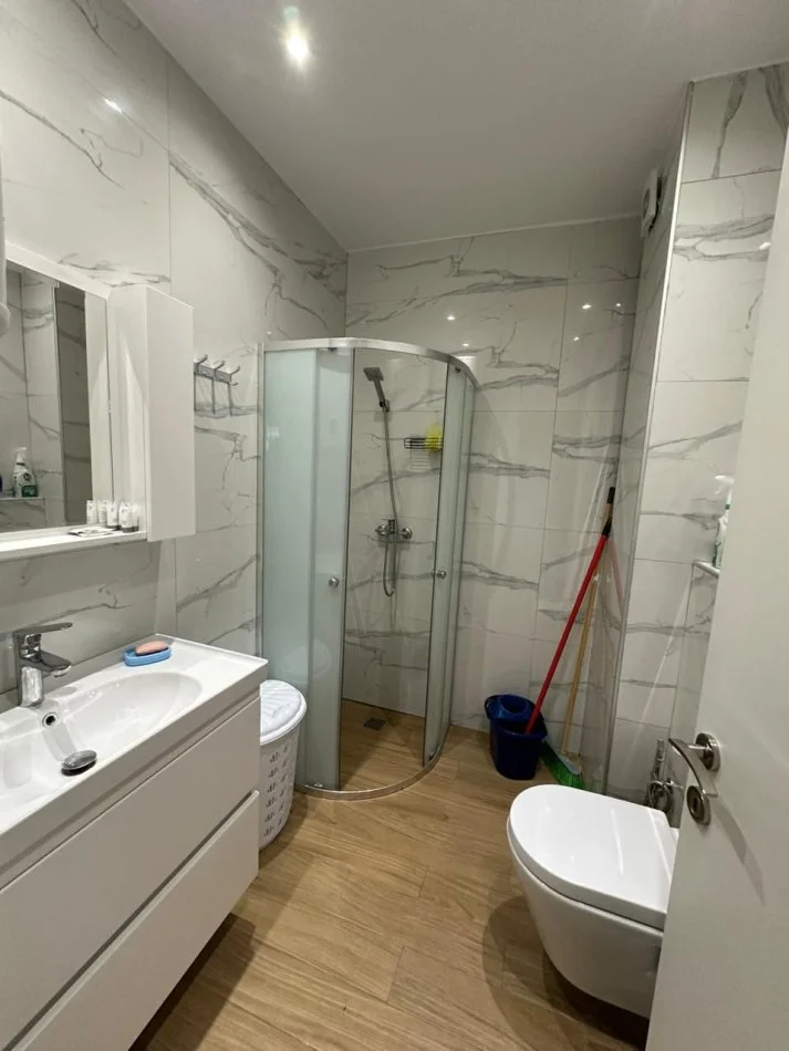 Tirane, shitet apartament 2+1 Kati 4, 94 m² 162.000 € (sheshi Shqiponja , ish-dogana)