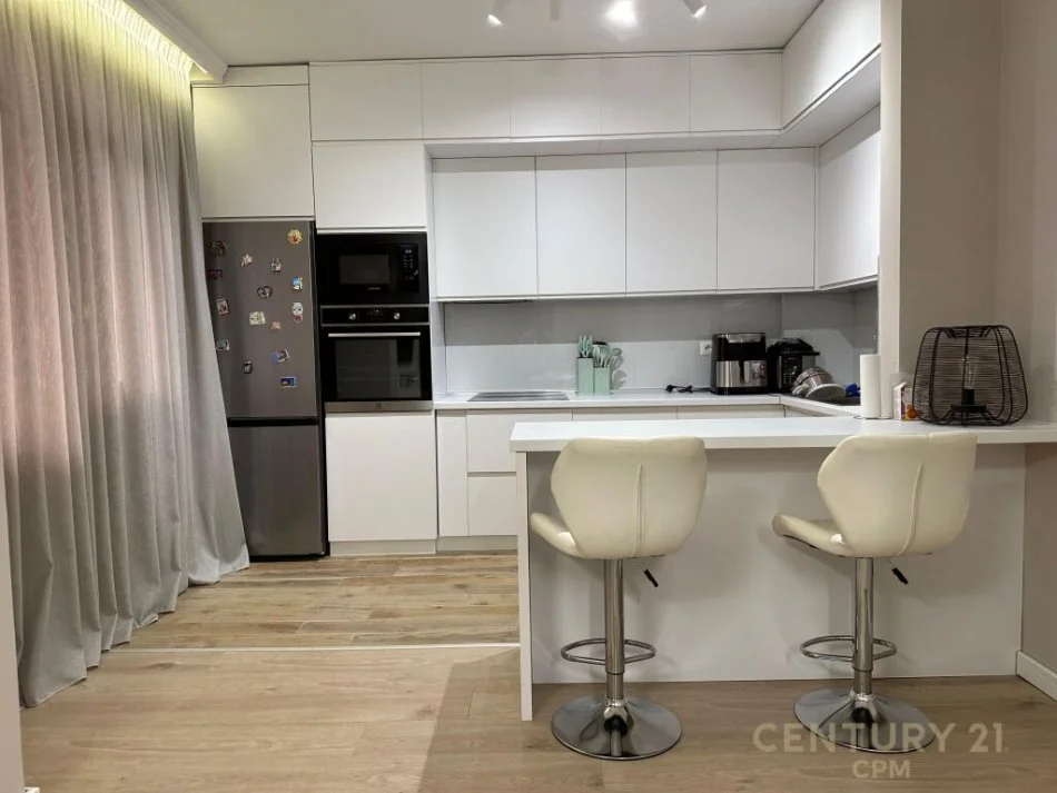Tirane, shitet apartament 2+1 Kati 1, 113 m² 229.000 € (zog i zi)