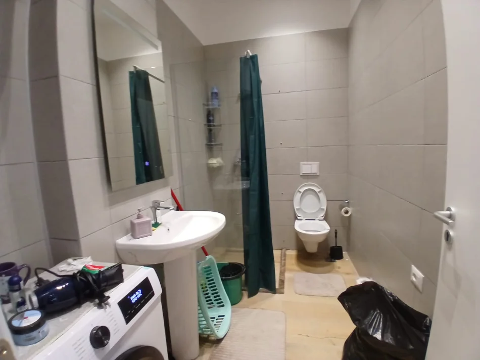 Tirane, jepet me qera garsonier Kati 6, 40 m² 430 € (Pazari i Ri , Rruga Hoxha Tahsim)