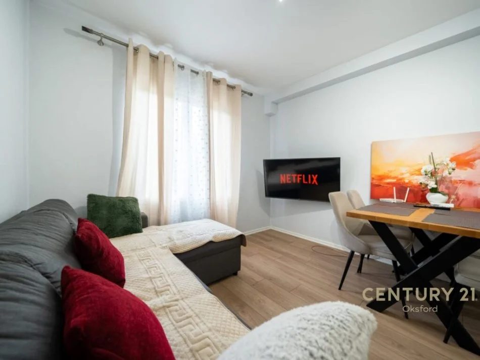 Tirane, jepet me qera apartament 2+1 Kati 3, 58 m² 600 € (VASIL SHANTO)