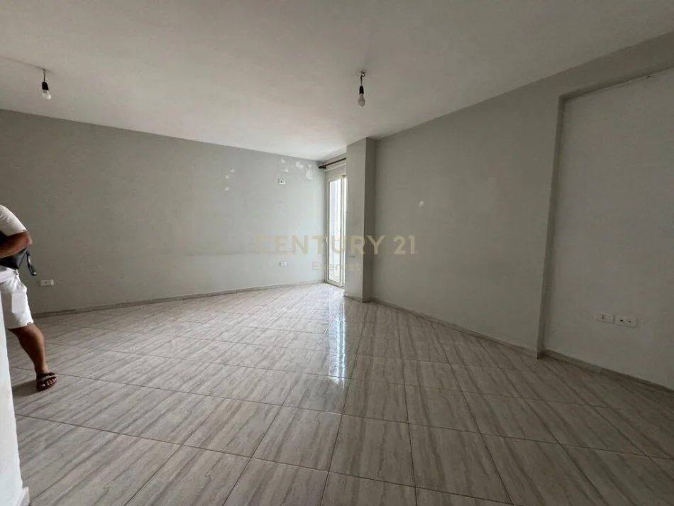Tirane, shitet apartament 2+1 Kati 6, 112 m² 123.000 € (yzberisht)