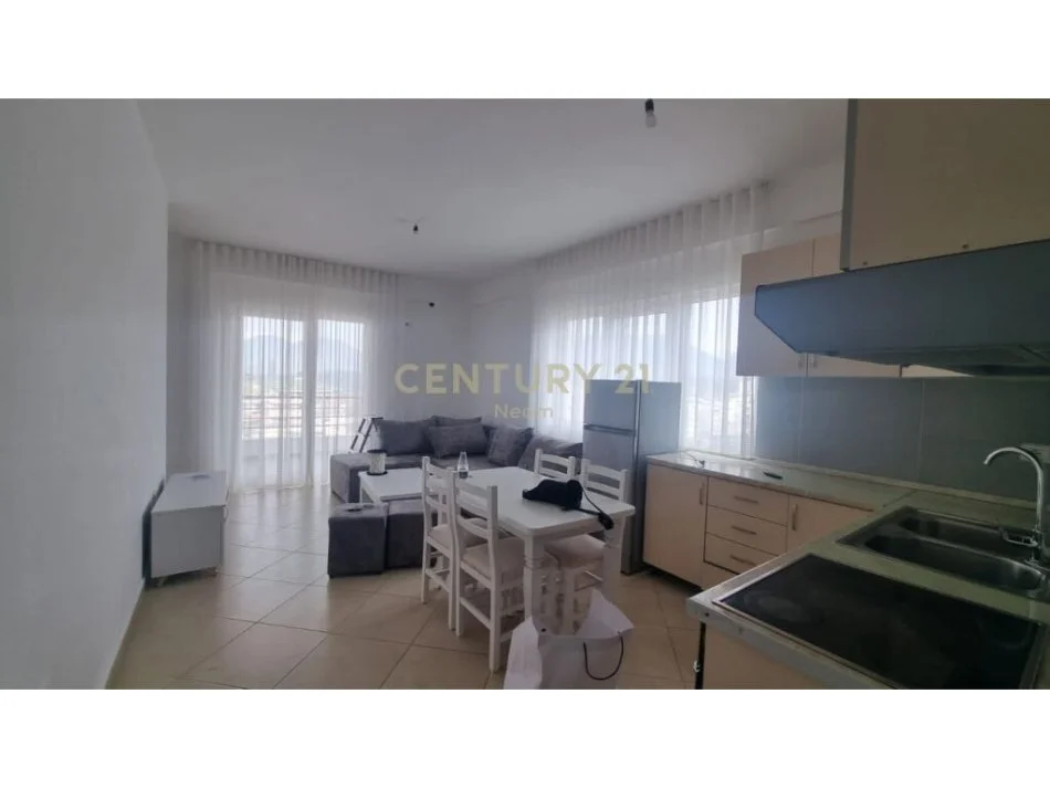 Tirane, shitet apartament 1+1 Kati 5, 68 m² 110.000 € (ish parku)