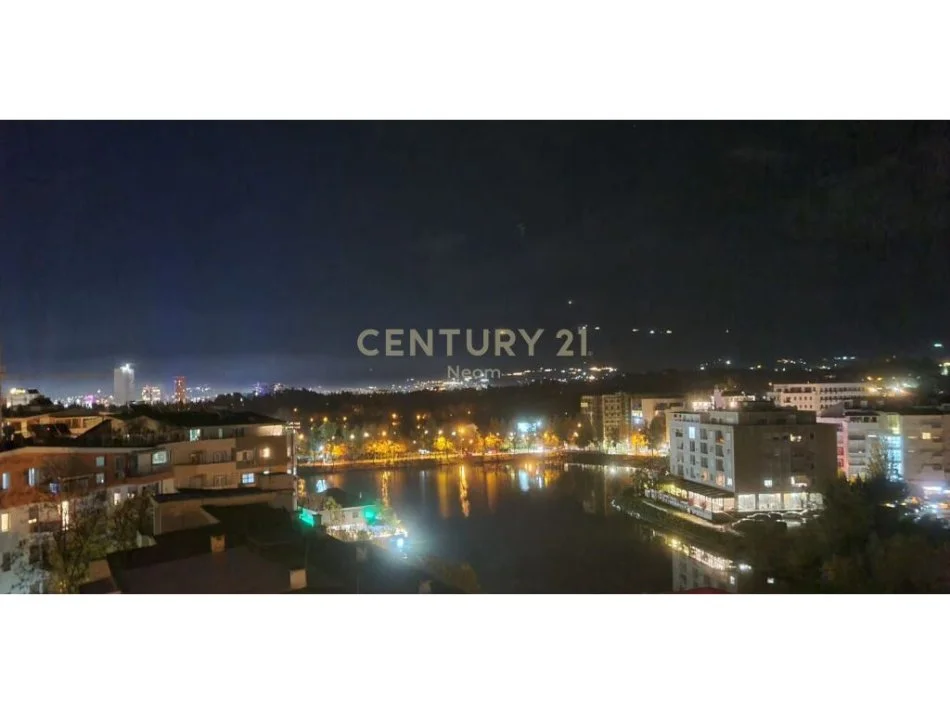 Tirane, jepet me qera apartament 2+1 Kati 4, 90 m² 600 € (liqen i thate)