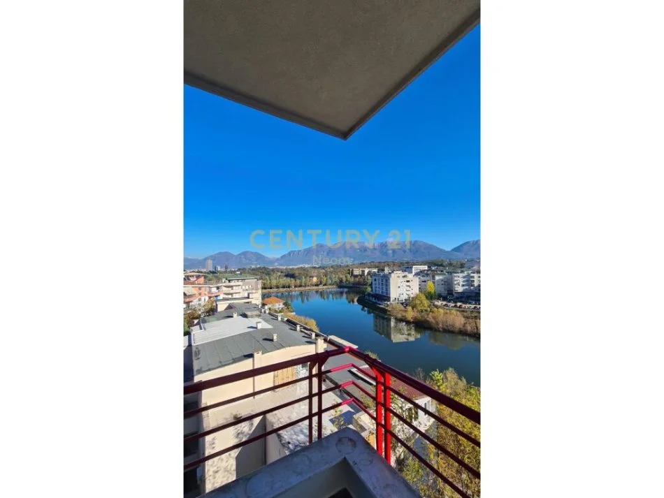 Tirane, jepet me qera apartament 2+1 Kati 4, 90 m² 600 € (liqen i thate)