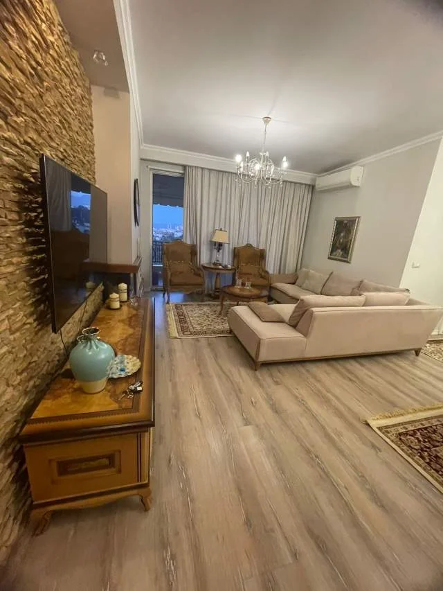 Tirane, jepet me qera apartament Kati 4, 130 m² 1.500 Euro (Kodra e Diellit)