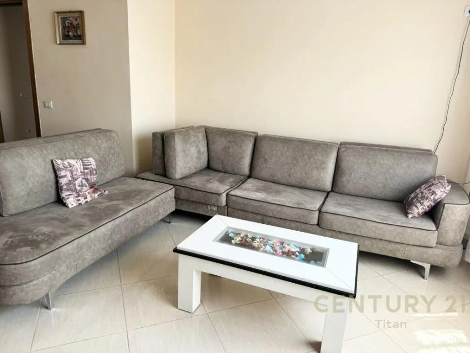 Tirane, jepet me qera apartament 1+1 Kati 2, 71 m² 87.000 € (fresk)