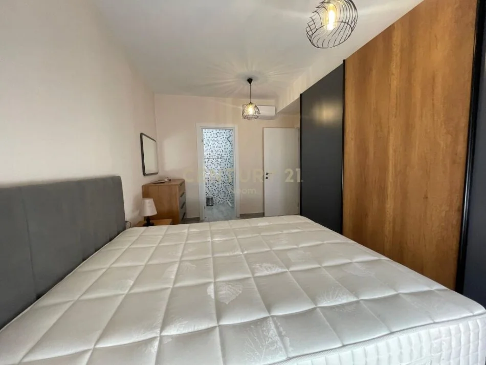 Tirane, jepet me qera apartament 2+1 Kati 2, 99 m² 700 € (kodra e diellit)