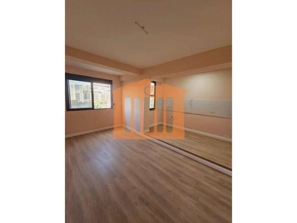 APARTAMENT 1+1 NE PLAZH DURRES, PER SHITJE!