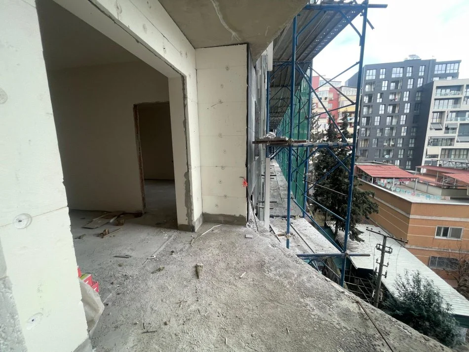 Tirane, shitet apartament 2+1+Ballkon Kati 3, 105 m² 231.800 € (Corner Rezidence)