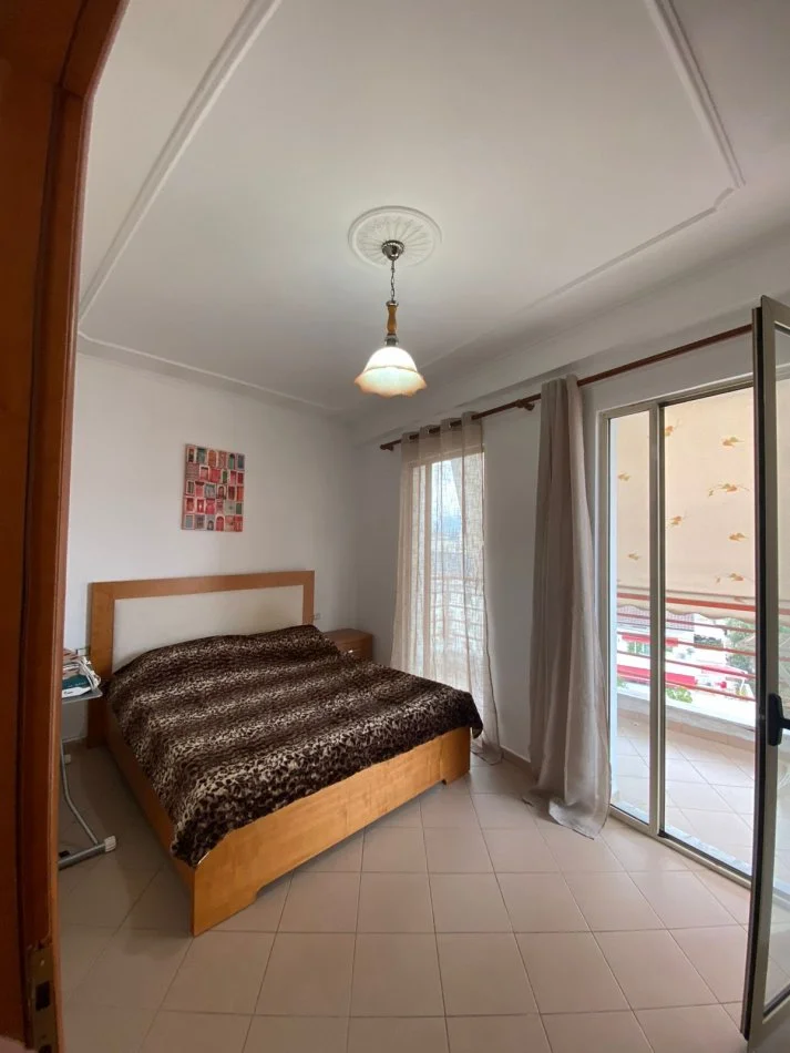 Tirane, jepet me qera apartament 1+1 Kati 6, 63 m² 550 € (Rruga Bogdaneve)