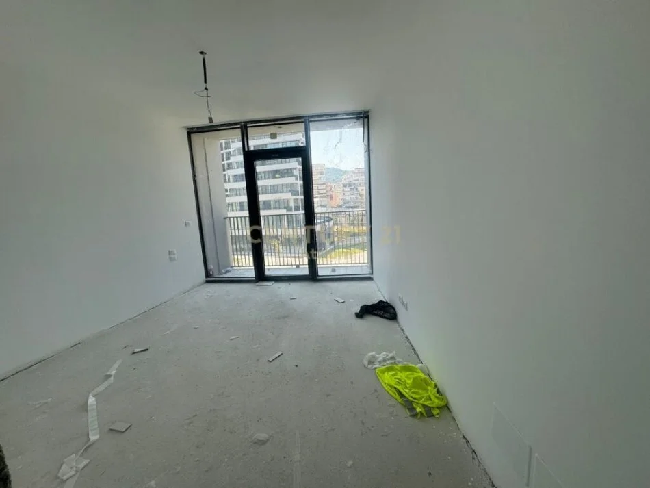 Tirane, shitet apartament 2+1+Ballkon Kati 2, 122 m² 350.000 € (LIQENI)