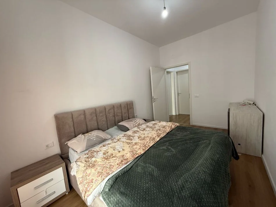 Tirane, shitet apartament 2+1 Kati 6, 87 m² 143.000 € (Ali Demi)