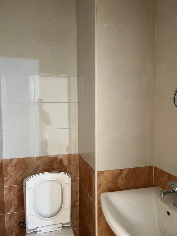 Tirane, jepet me qera apartament 3+1 Kati 2, 120 m² 600 € (Kopshti Zoologjik)