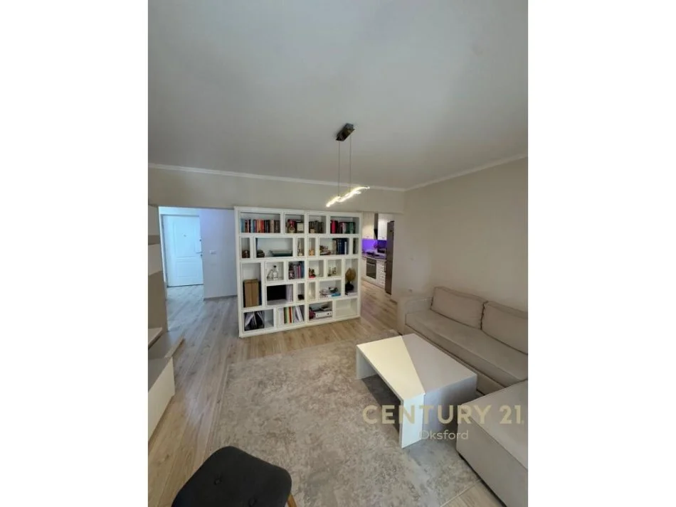 Tirane, jepet me qera apartament 2+1+Ballkon Kati 4, 82 m² 730 € (Stadiumi Dinamo)