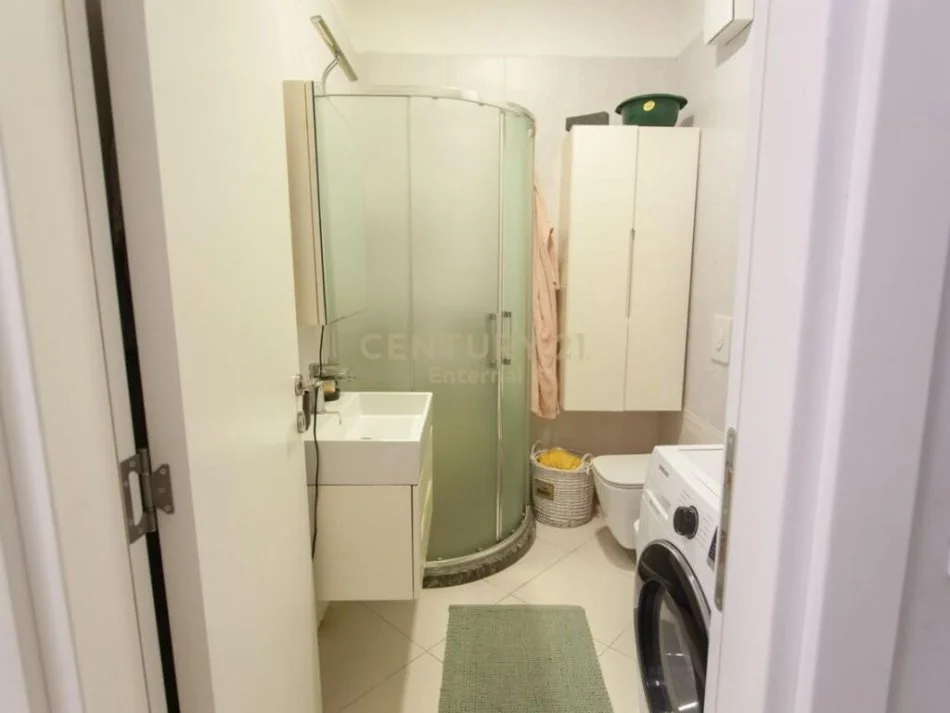 Tirane, jepet me qera apartament 1+1 Kati 2, 56 m² 600 €