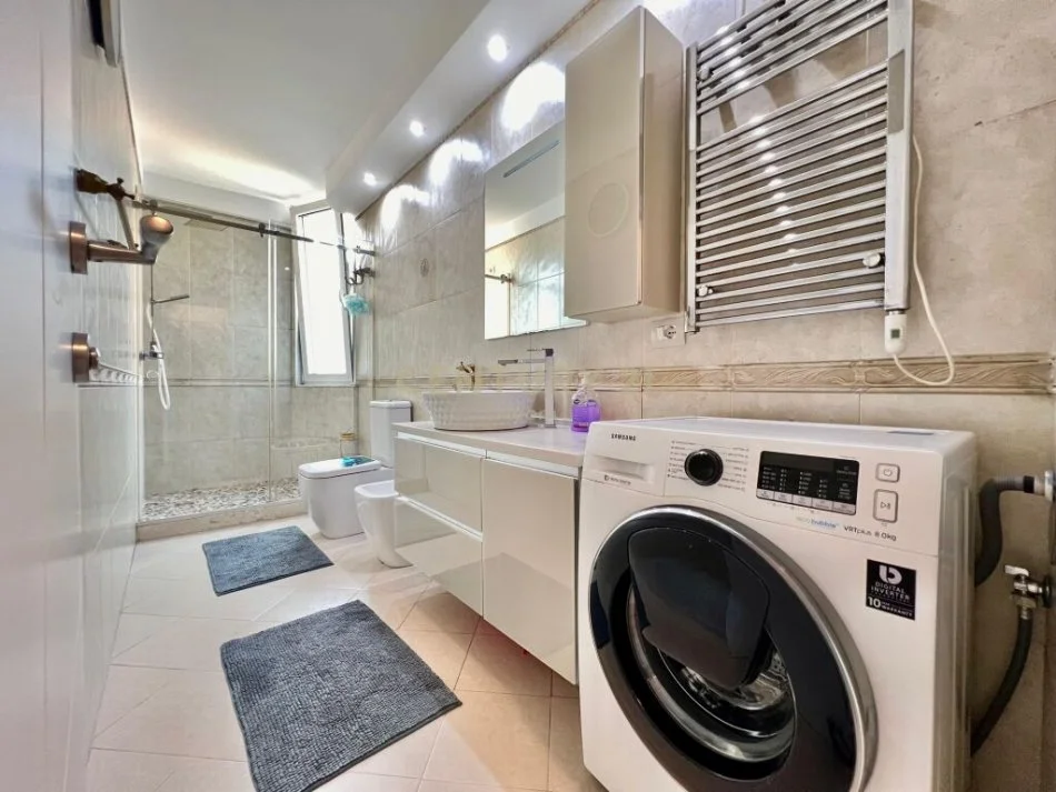 Tirane, jepet me qera apartament 2+1 Kati 6, 110 m² 1.500 € (sheshi willson)