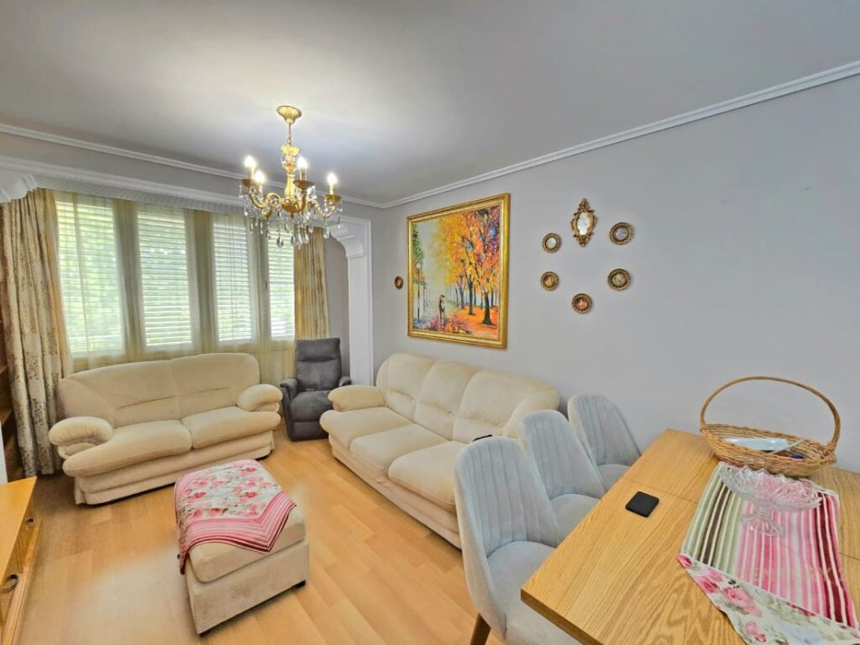 Tirane, jepet me qera apartament 2+1 Kati 2, 72 m² 650 € (MYSLYM SHYR)