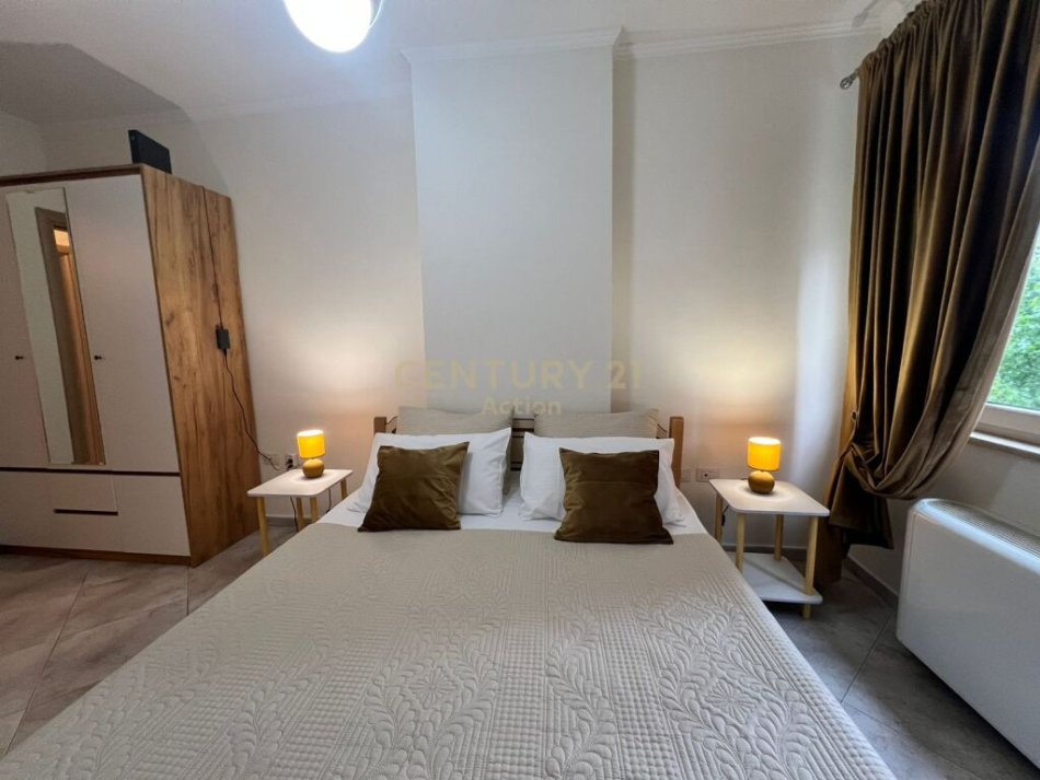 Tirane, jepet me qera apartament 2+1 Kati 3, 110 m² 750 € (TEK RRUGA E ELBASANIT!)