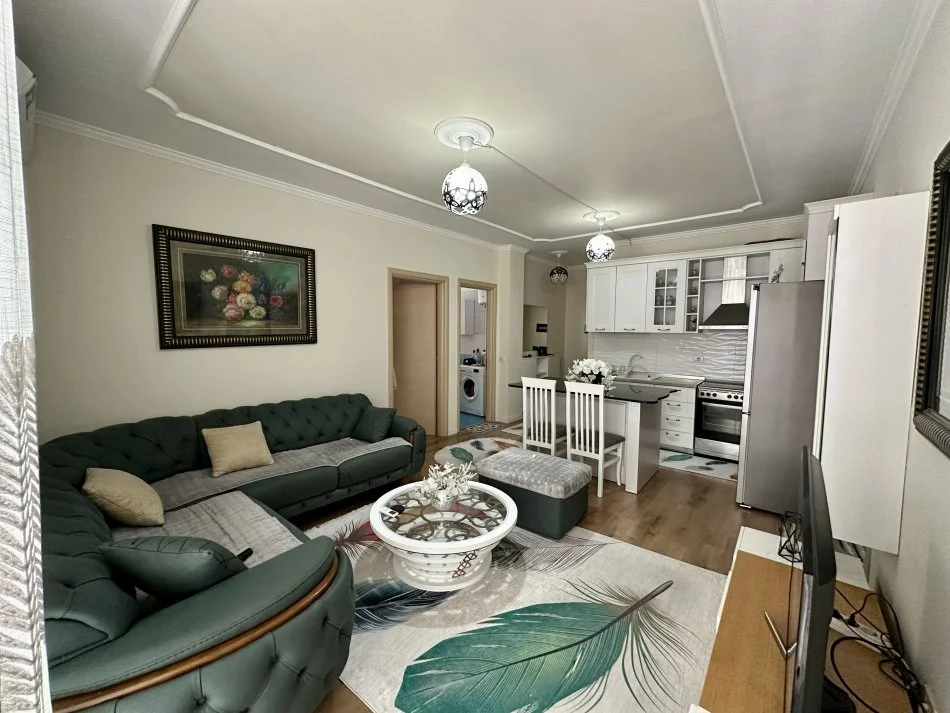 Tirane, jepet me qera apartament 2+1+Ballkon Kati 8, 97 m² 500 € (Rruga Thoma Koxhaj)