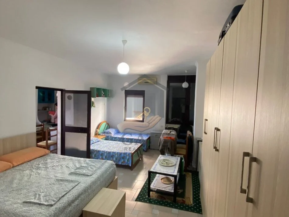 Durres, jepet me qera garsonier Kati 5, 40 m² 200 € (plazh durres)