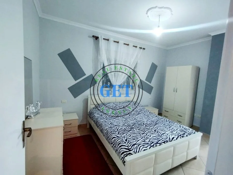 Durres, jepet me qera apartament 2+1+Ballkon Kati 6, 82 m² 400 € (Plazh Iliria, Durres)