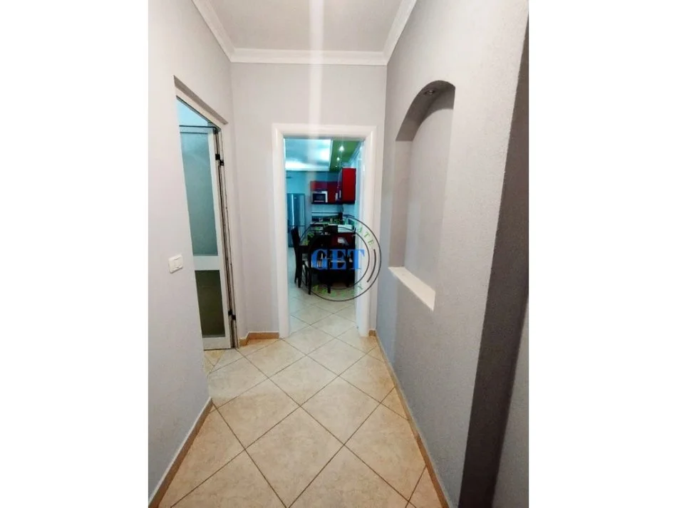 Durres, jepet me qera apartament 2+1+Ballkon Kati 6, 82 m² 400 € (Plazh Iliria, Durres)