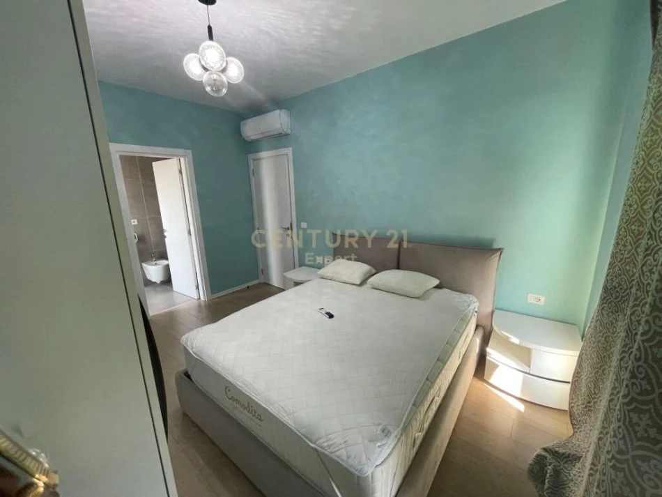 𝐓𝐢𝐫𝐚𝐧𝐞, 𝐣𝐞𝐩𝐞𝐭 𝐦𝐞 𝐪𝐞𝐫𝐚 𝐚𝐩𝐚𝐫𝐭𝐚𝐦𝐞𝐧𝐭 𝟑+𝟏 𝐊𝐚𝐭𝐢 𝟒, 𝟏𝟏𝟗 𝐦² 𝟖𝟎𝟎 € (𝐂𝐚𝐬𝐚 𝐈𝐭𝐚𝐥𝐢𝐚)