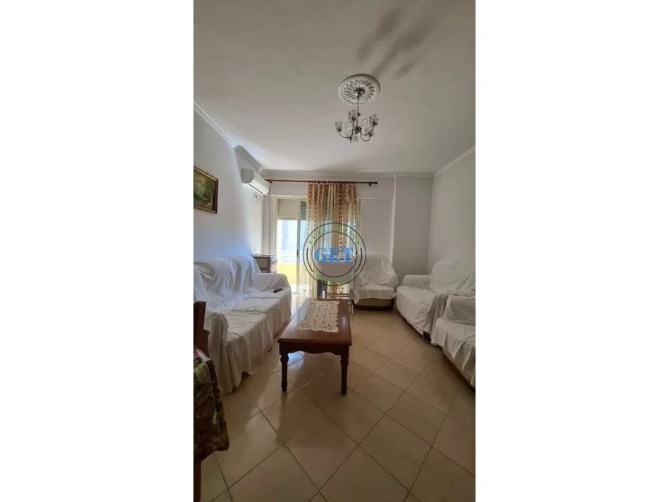 Durres, jepet me qera apartament 2+1+Ballkon Kati 6, 82 m² 400 € (Plazh Iliria)