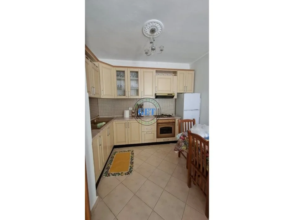 Durres, jepet me qera apartament 2+1 Kati 6, 82 m² 400 € (Plazh Ilieia,Durres)