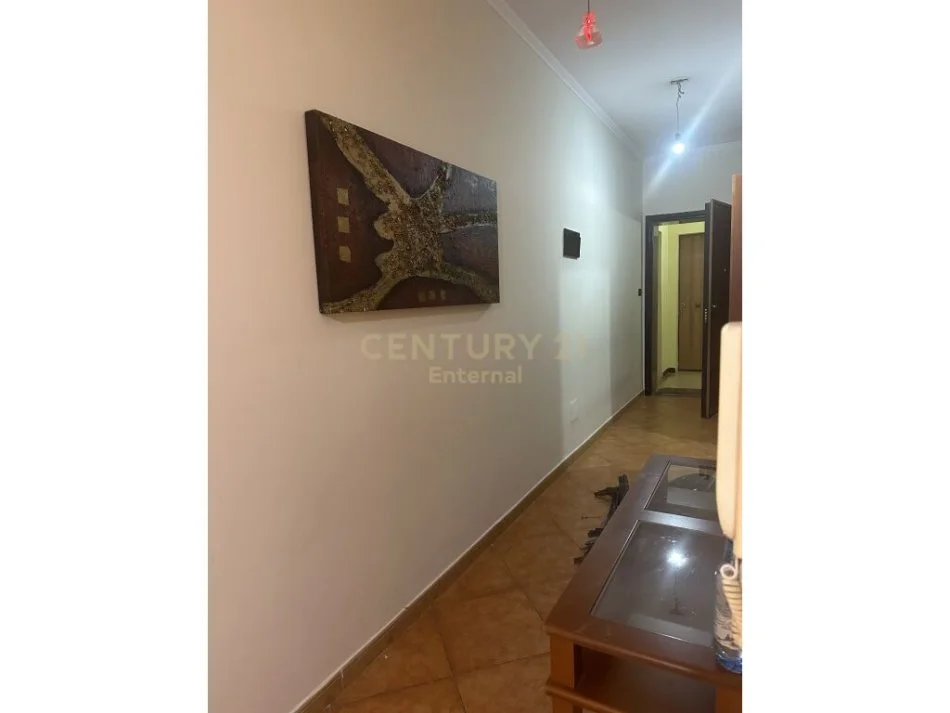 Tirane, shitet apartament 2+1 Kati 3, 120 m² 260.000 € (rruga e kosovareve)